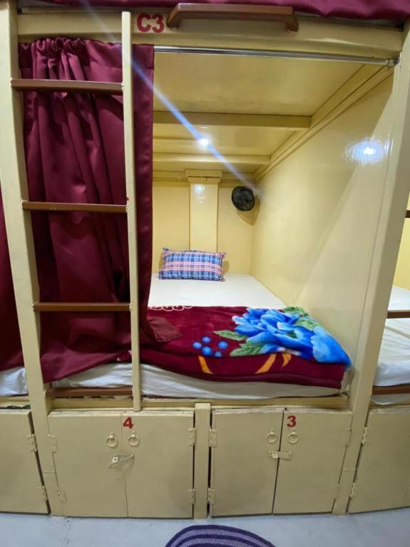 Namo Guest House Only For Indians Varanasi Exterior photo