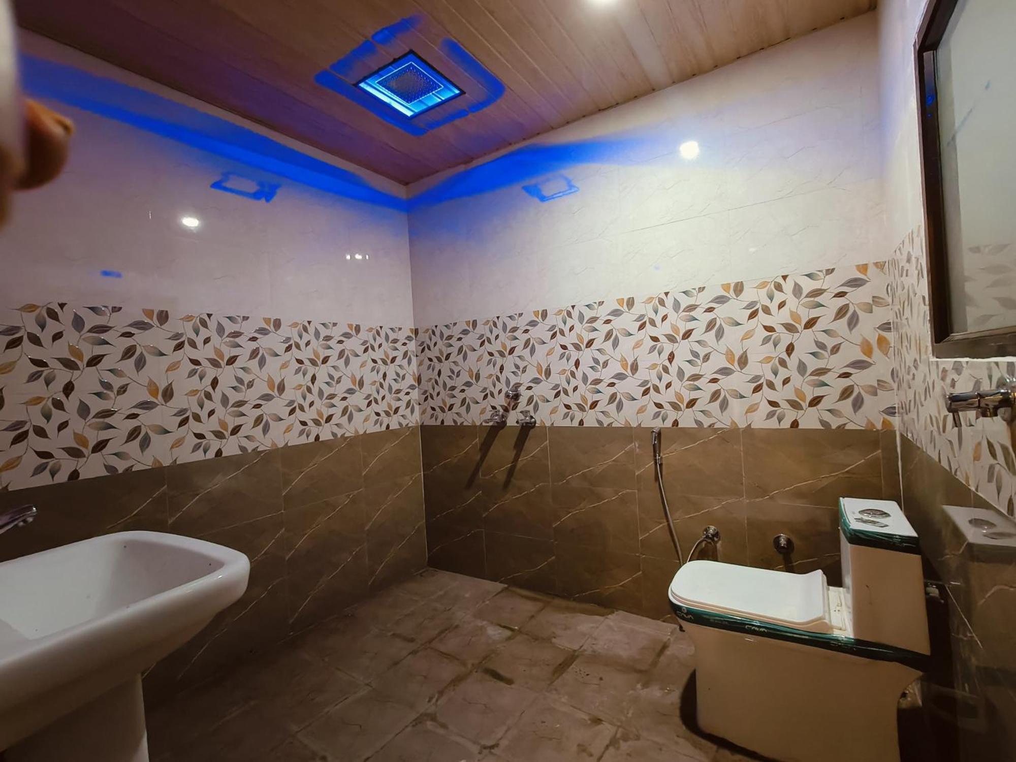 Namo Guest House Only For Indians Varanasi Exterior photo